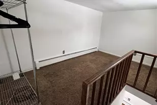 523 Fostertown Rd, Newburgh, NY 12550 - Photo 11