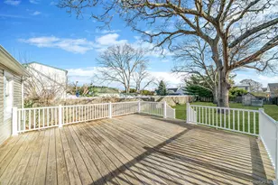 31 Walnut Ave, Patchogue, NY 11772 - Photo 19