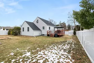 1 Birch Haven Ct, East Northport, NY 11731 - Photo 25