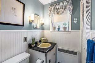 92-14 221st St, Queens Village, NY 11428 - Photo 13