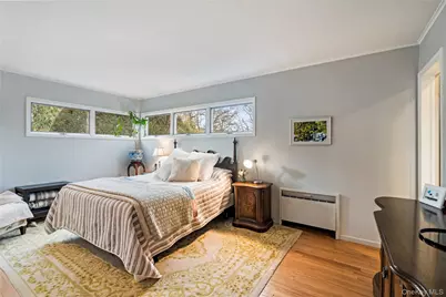 32 Arbor Road, East Hills, NY 11577 - Photo 13