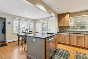 60 Green Ave, Patchogue, NY 11772 - Photo 13