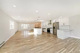 230 Town Line Rd, Commack, NY 11725 - Photo 11