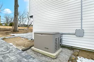 230 Town Line Rd, Commack, NY 11725 - Photo 35