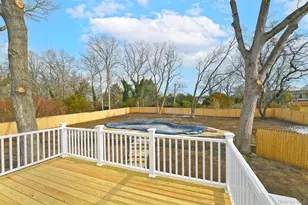 230 Town Line Rd, Commack, NY 11725 - Photo 27