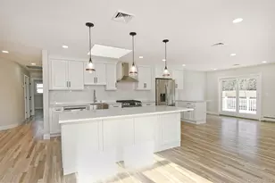 230 Town Line Rd, Commack, NY 11725 - Photo 13