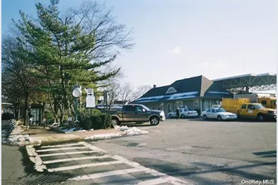 5 Carlton Avenue, Port Washington, NY 11050 - Photo 23