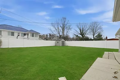 57 Cobalt Lane, Westbury, NY 11590 - Photo 25