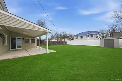 57 Cobalt Lane, Westbury, NY 11590 - Photo 27