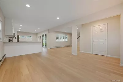 57 Cobalt Lane, Westbury, NY 11590 - Photo 7