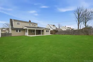 57 Cobalt Ln, Westbury, NY 11590 - Photo 29