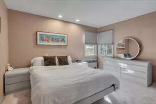 19 Capitol Pl, South Huntington, NY 11746 - Photo 17