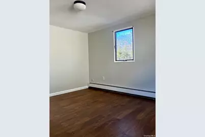 87 W Peenpack Trail, Sparrow Bush, NY 12780 - Photo 11