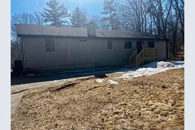 87 W Peenpack Trail, Sparrow Bush, NY 12780 - Photo 1