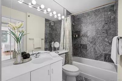 4 Martine Avenue #1011, White Plains, NY 10606 - Photo 11