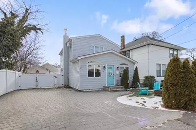 6 Charles Place, Bayville, NY 11709 - Photo 1