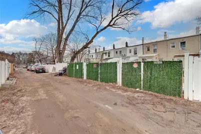 15307 118th Avenue, Jamaica, NY 11434 - Photo 25