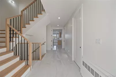 352 Blauvelt Road #203, Monsey, NY 10952 - Photo 3