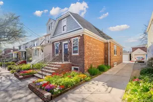 77-10 162nd St, Flushing, NY 11366 - Photo 23