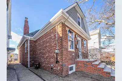 77-10 162nd Street, Flushing, NY 11366 - Photo 21