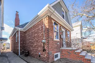 77-10 162nd St, Flushing, NY 11366 - Photo 21