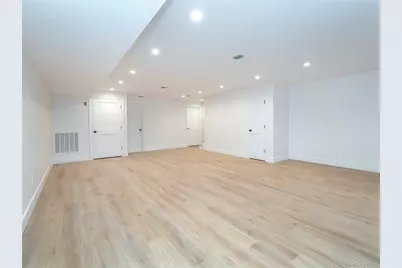 35B Dunwood Road, Port Washington, NY 11050 - Photo 29