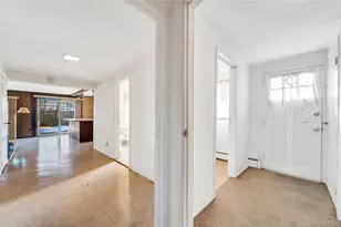 960 Linden Ave, Westbury, NY 11590 - Photo 23