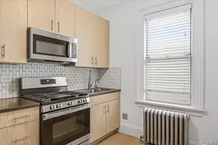 60-34 Linden St, Ridgewood, NY 11385 - Photo 13