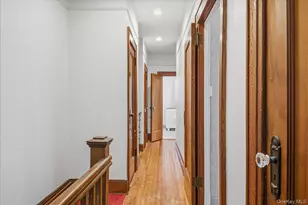 60-34 Linden St, Ridgewood, NY 11385 - Photo 19