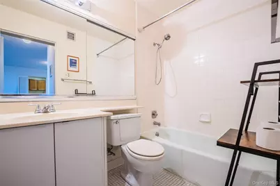 1 Bay Club Drive #11J, Bayside, NY 11360 - Photo 15