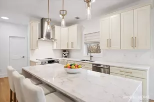 89 N South St, Manorville, NY 11949 - Photo 3