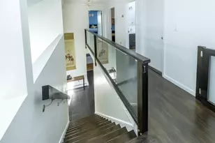 127 Cow Neck Rd, Port Washington, NY 11050 - Photo 15