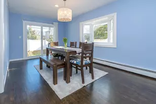 127 Cow Neck Rd, Port Washington, NY 11050 - Photo 13