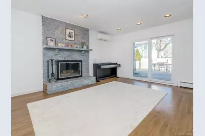 127 Cow Neck Road, Port Washington, NY 11050 - Photo 25