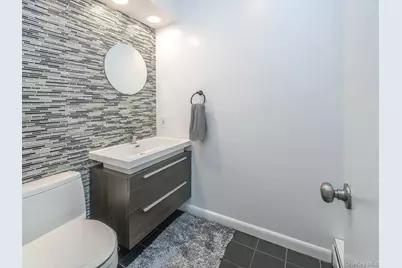 127 Cow Neck Road, Port Washington, NY 11050 - Photo 23