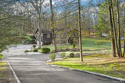 54 Lockwood Road, South Salem, NY 10590 - Photo 3