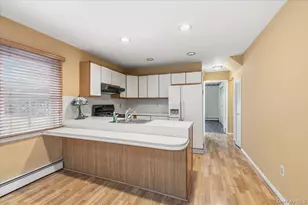 13 Jean Rd, West Islip, NY 11795 - Photo 9