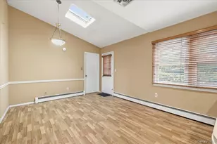 13 Jean Rd, West Islip, NY 11795 - Photo 7