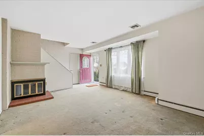 13 Jean Road, West Islip, NY 11795 - Photo 3