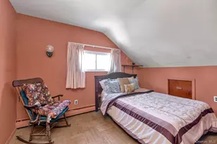 8 Straight Ln, Levittown, NY 11756 - Photo 11