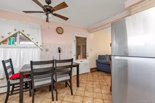 8 Straight Ln, Levittown, NY 11756 - Photo 7