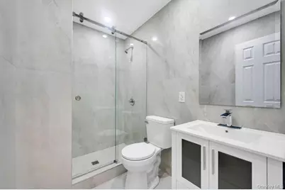 26 Ravine Road, Great Neck, NY 11023 - Photo 25