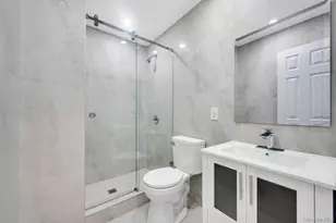 26 Ravine Rd, Great Neck, NY 11023 - Photo 25