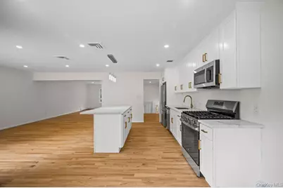 26 Ravine Road, Great Neck, NY 11023 - Photo 9