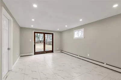 57 E Clinton Avenue, Roosevelt, NY 11575 - Photo 9