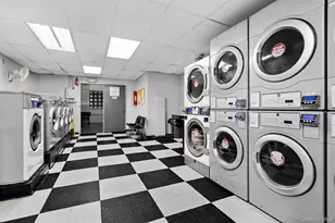 472 Gramatan Ave, Mount Vernon, NY 10552 - Photo 11