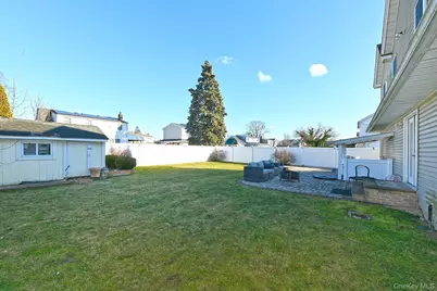 120 Brenner Avenue, Bethpage, NY 11714 - Photo 29