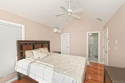 120 Brenner Avenue, Bethpage, NY 11714 - Photo 15