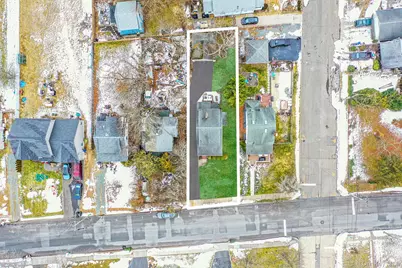 215 West Avenue, Patchogue, NY 11772 - Photo 5