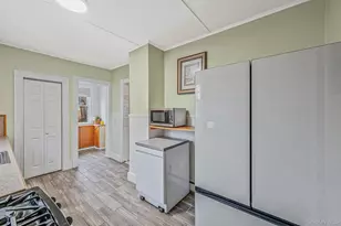 215 West Ave, Patchogue, NY 11772 - Photo 21